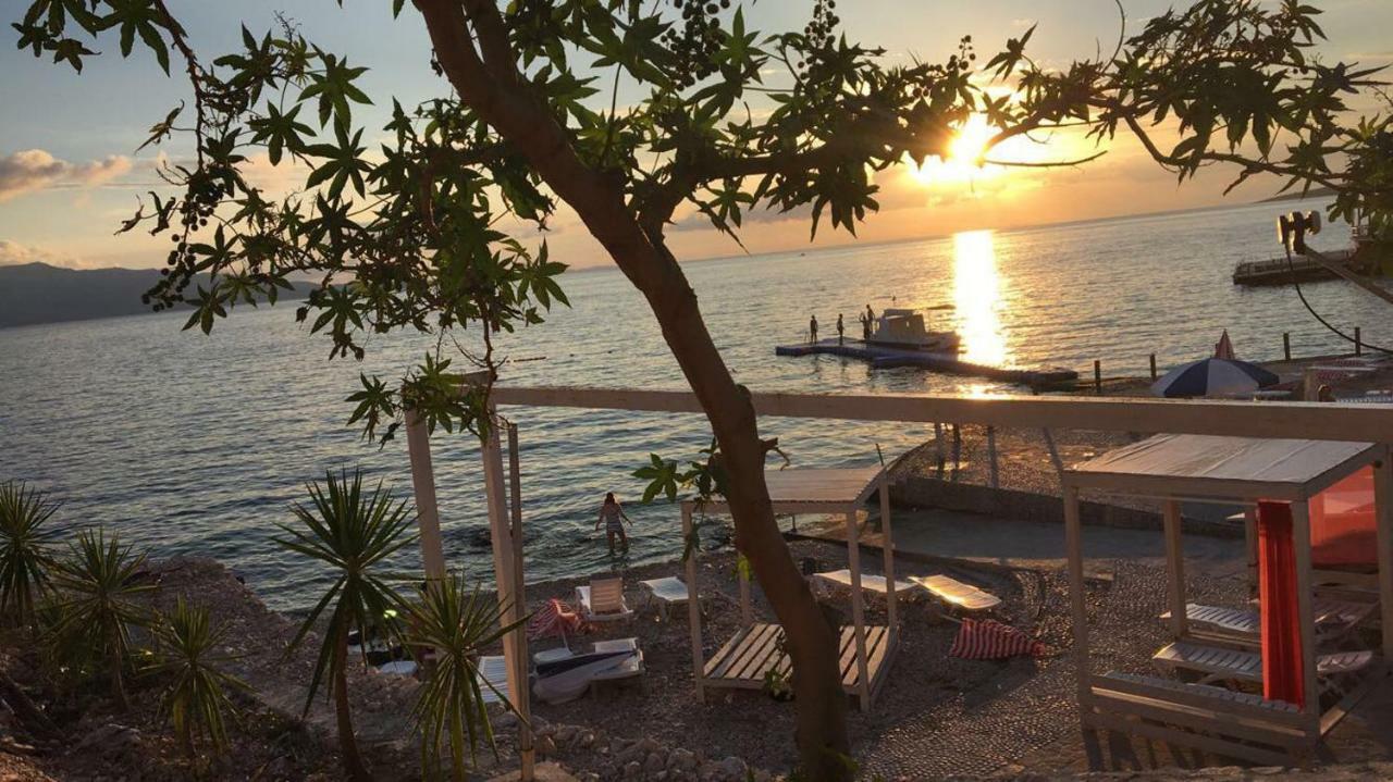 סרנדה Bougainville Bay Resort - Villa 11 מראה חיצוני תמונה